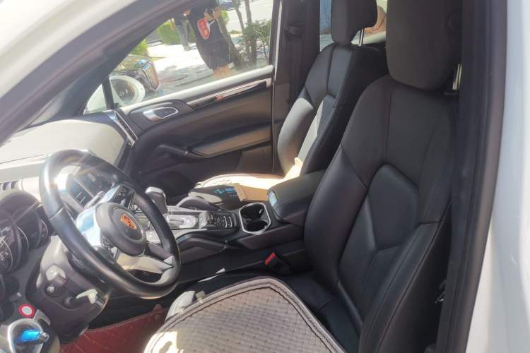 Used Porsche Cayenne 2016 Cayenne 3.0T Left Front Seat