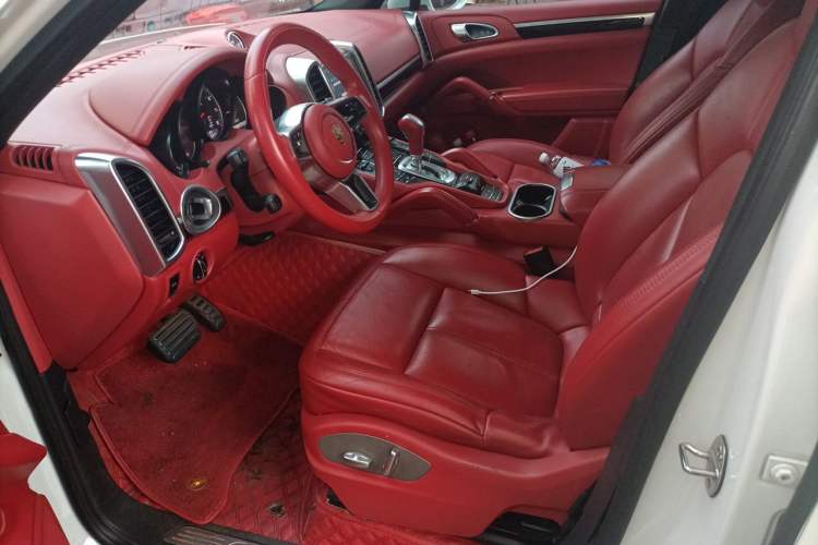 Used Porsche Cayenne 2016 Cayenne 3.0T Left Front Seat