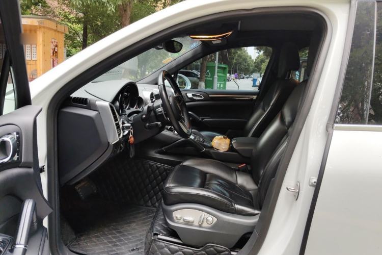 Used Porsche Cayenne 2016 Cayenne 3.0T Left Front Seat