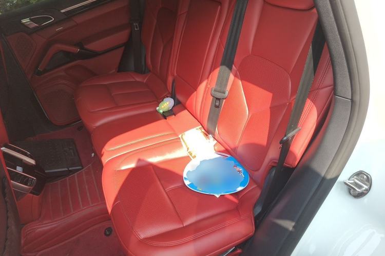 Used Porsche Cayenne 2016 Cayenne 3.0T Left Rear Seat