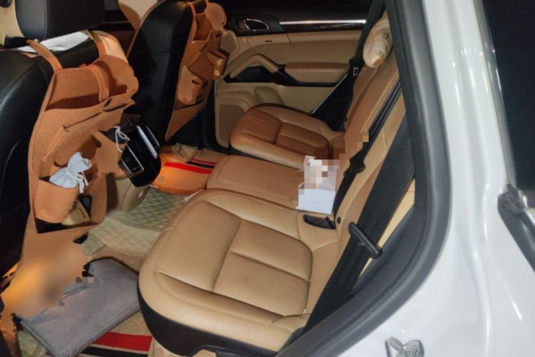 Used Porsche Cayenne 2016 Cayenne 3.0T Left Rear Seat