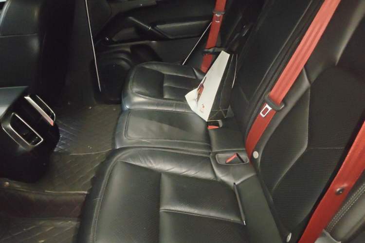 Used Porsche Cayenne 2016 Cayenne 3.0T Left Rear Seat