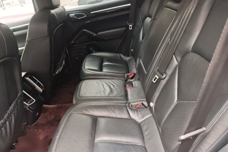 Used Porsche Cayenne 2016 Cayenne 3.0T Left Rear Seat