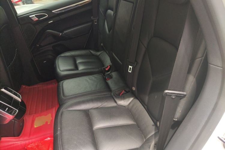 Used Porsche Cayenne 2016 Cayenne 3.0T Left Rear Seat