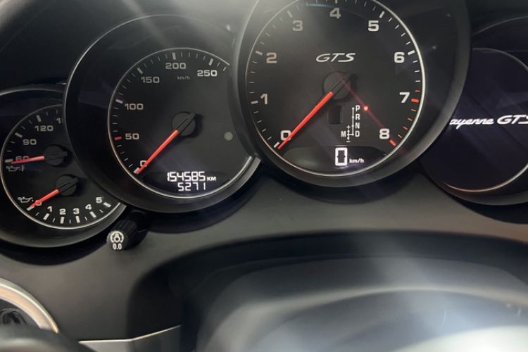 Used Porsche Cayenne 2016 Cayenne GTS 3.6T Odometer Close Up