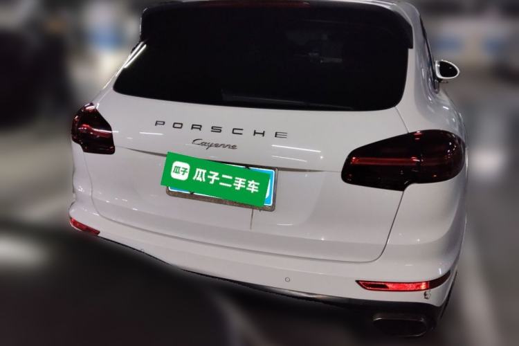 Used Porsche Cayenne 2016 Cayenne Platinum Edition 3.0T Rear