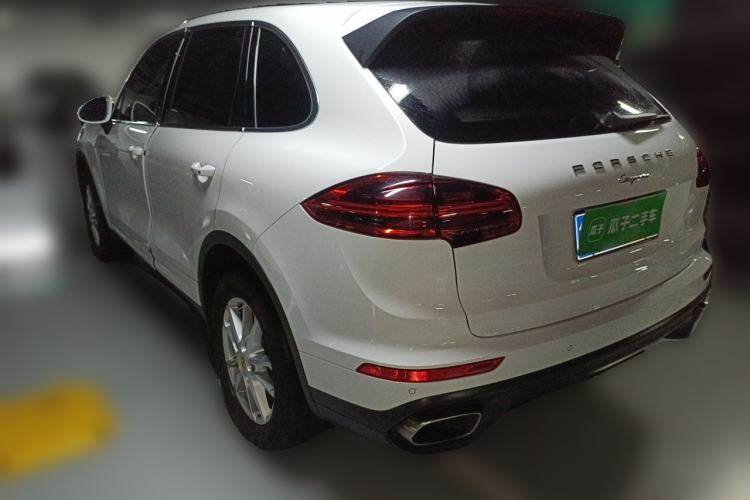 Used Porsche Cayenne 2016 3.6 V6 U.S. specification Rear Left 45 Deg