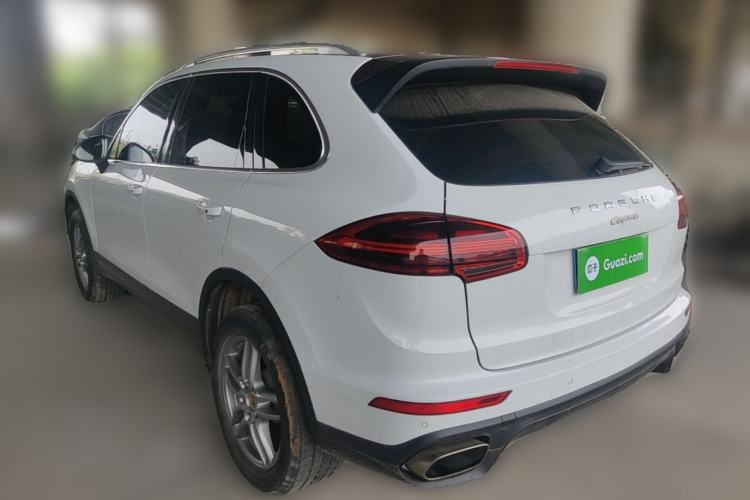 Used Porsche Cayenne 2016 Cayenne Platinum Edition 3.0T Rear Left 45 Deg