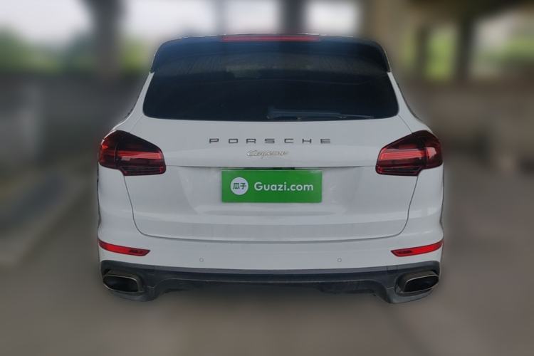 Used Porsche Cayenne 2016 Cayenne Platinum Edition 3.0T Rear
