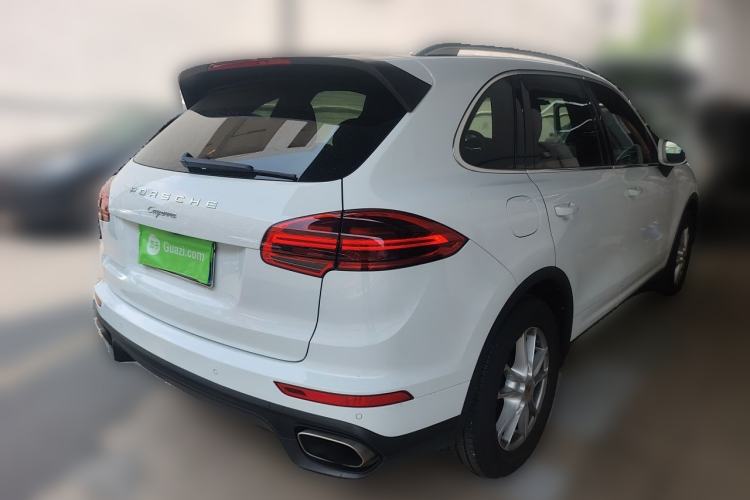 Used Porsche Cayenne 2016 Cayenne 3.0T Rear Right 45 Deg