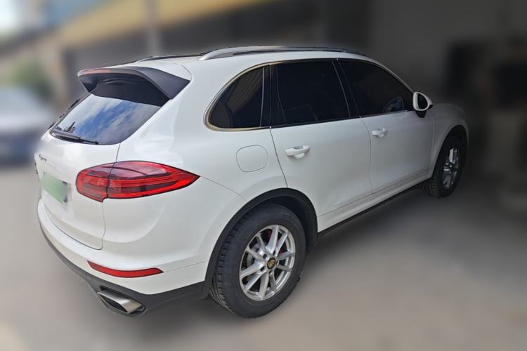Used Porsche Cayenne 2016 Cayenne 3.0T Rear Right 45 Deg
