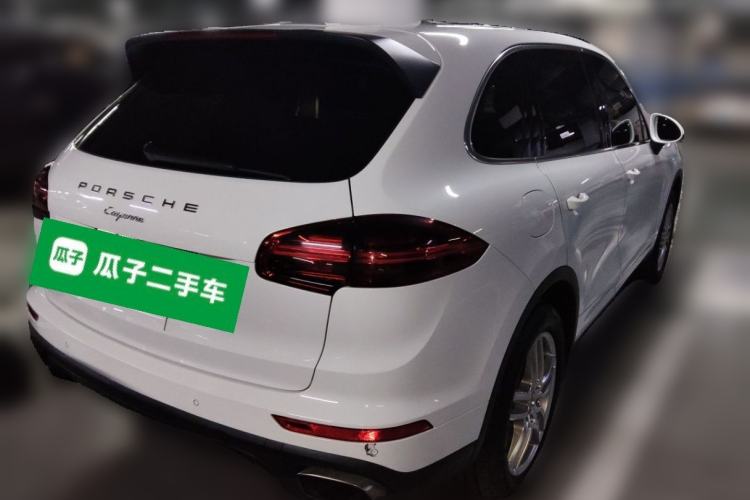Used Porsche Cayenne 2016 Cayenne Platinum Edition 3.0T Rear Right 45 Deg