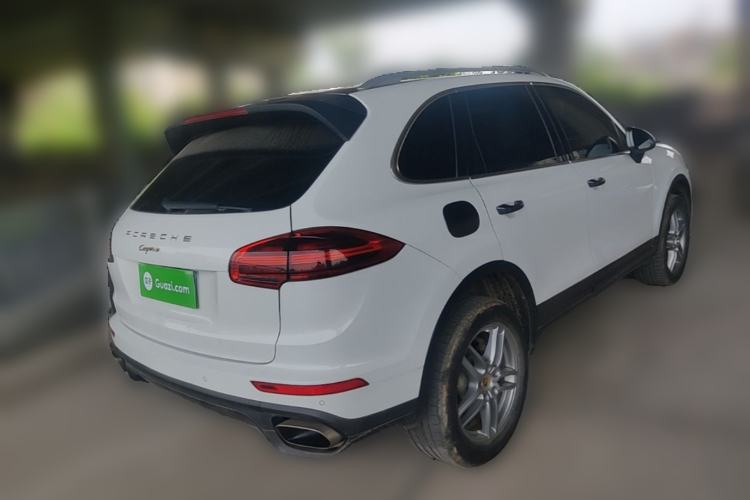 Used Porsche Cayenne 2016 Cayenne Platinum Edition 3.0T Rear Right 45 Deg