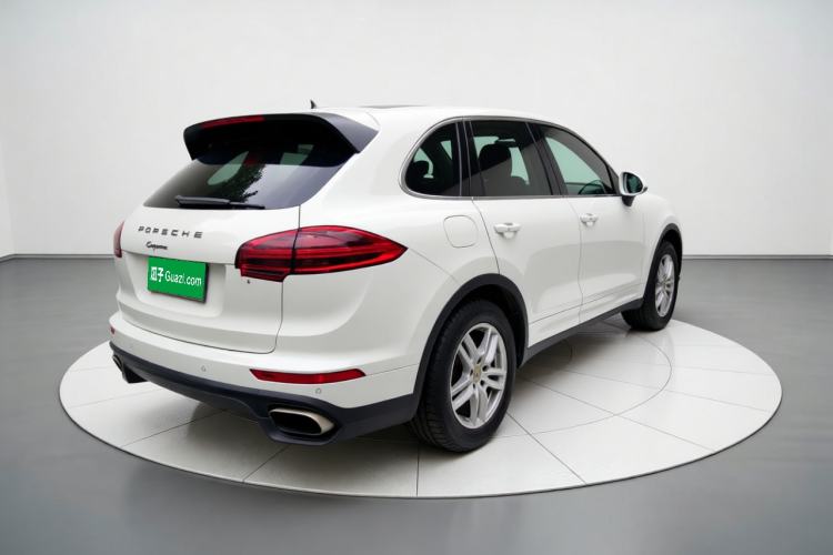 Used Porsche Cayenne 2016 Cayenne 3.0T Rear Right 45 Deg