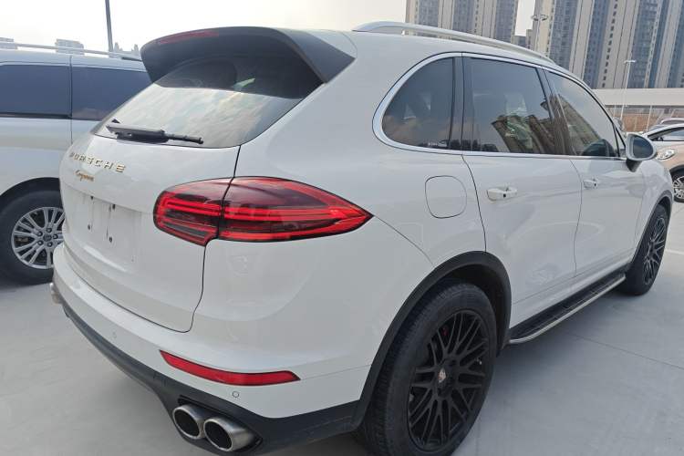 Used Porsche Cayenne 2016 Cayenne 3.0T Rear Right 45 Deg