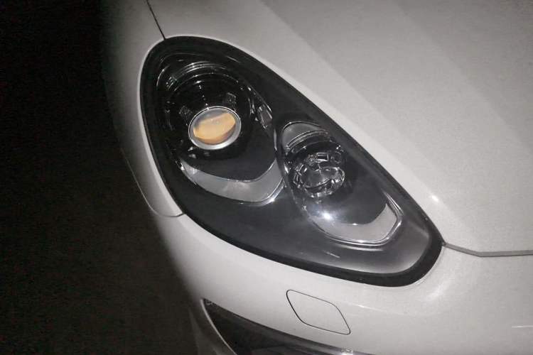Used Porsche Cayenne 2016 Cayenne S 3.6T Right Front Headlight