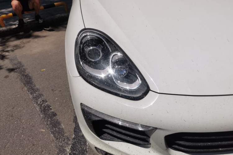 Used Porsche Cayenne 2016 Cayenne 3.0T Right Front Headlight