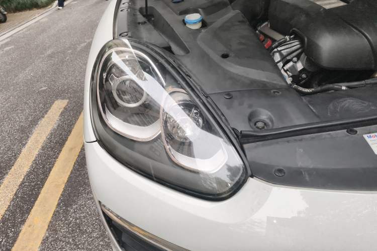 Used Porsche Cayenne 2016 Cayenne 3.0T Right Front Headlight