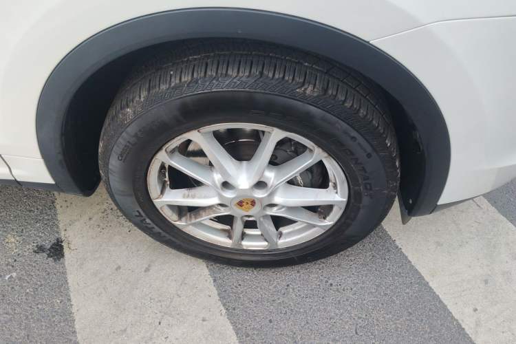 Used Porsche Cayenne 2016 Cayenne 3.0T Right Front Wheel Hub