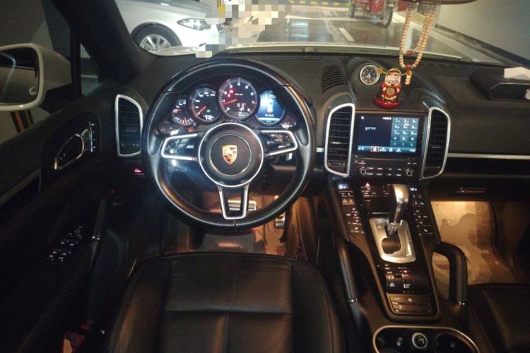 Used Porsche Cayenne 2016 Cayenne 3.0T Steering Wheel