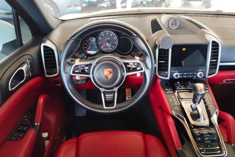 Used Porsche Cayenne 2016 Cayenne Platinum Edition 3.0T Steering Wheel