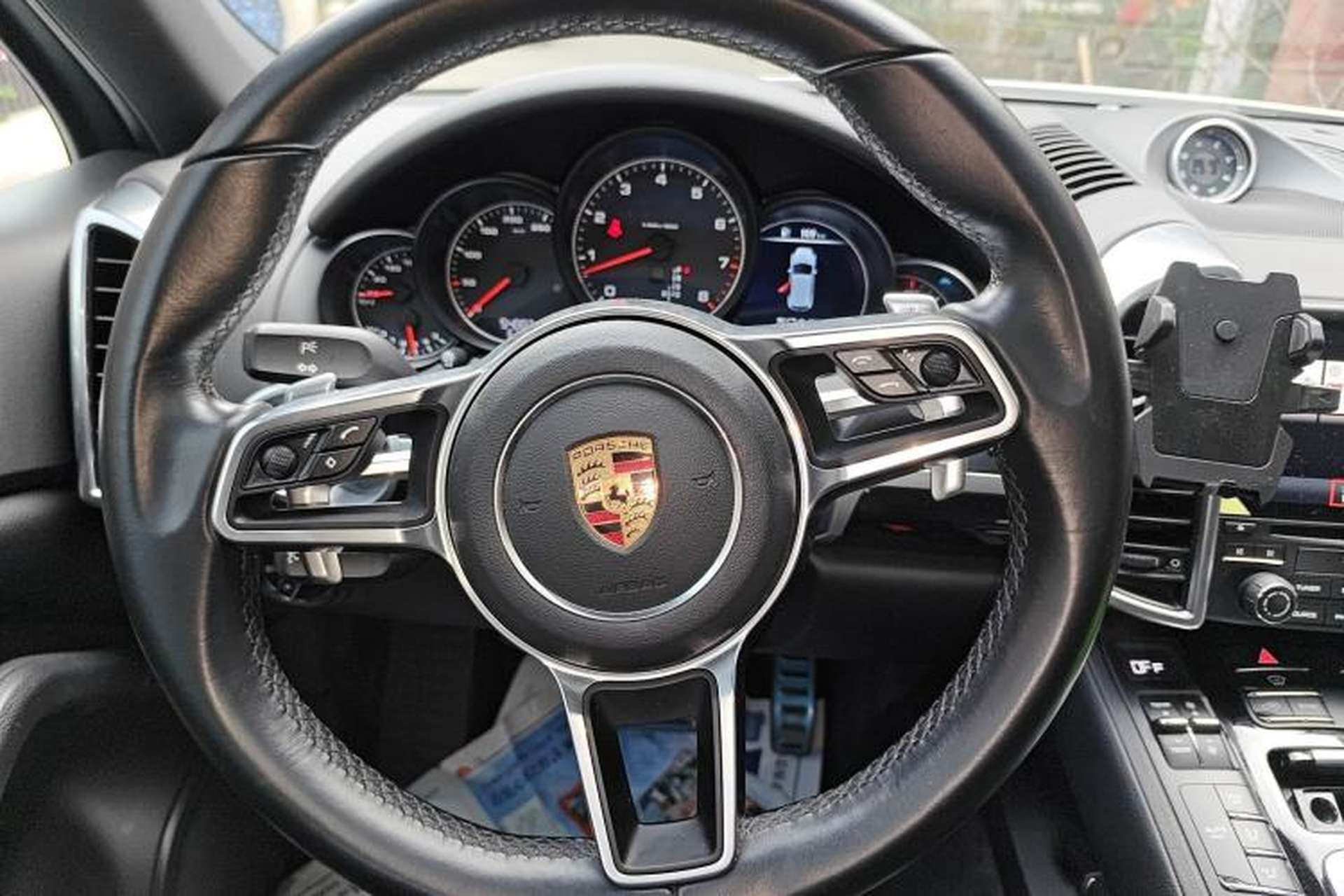 Used Porsche Cayenne 2016 Cayenne 3.0T Steering Wheel