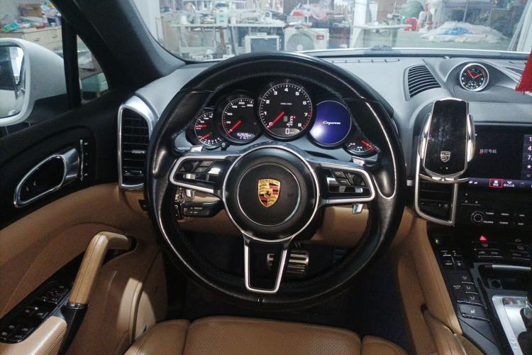 Used Porsche Cayenne 2016 Cayenne 3.0T Steering Wheel