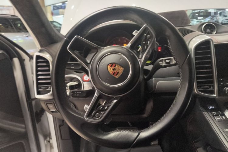 Used Porsche Cayenne 2016 Cayenne GTS 3.6T Steering Wheel