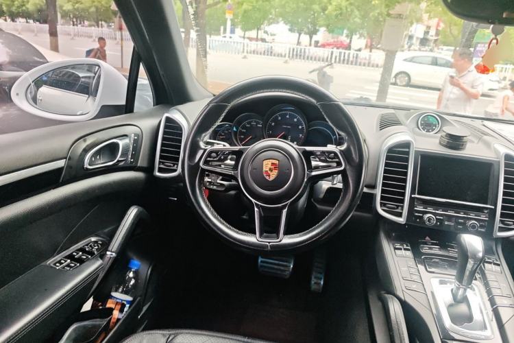 Used Porsche Cayenne 2016 Cayenne 3.0T Steering Wheel