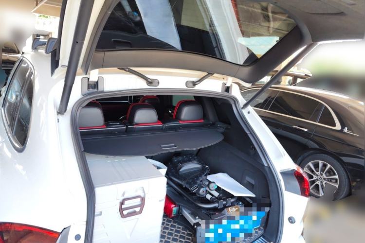 Used Porsche Cayenne 2016 Cayenne Platinum Edition 3.0T Trunk
