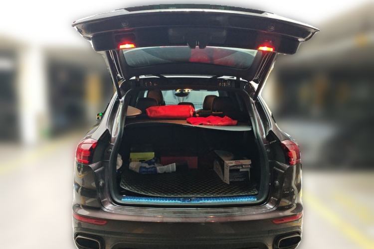 Used Porsche Cayenne 2016 Cayenne 3.0T Trunk