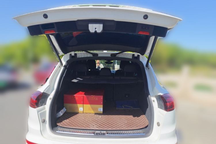 Used Porsche Cayenne  Trunk