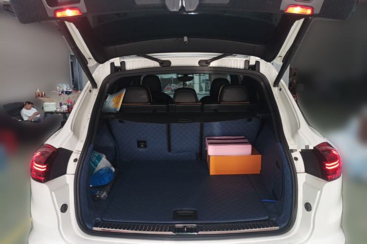 Used Porsche Cayenne 2016 Cayenne 3.0T Trunk