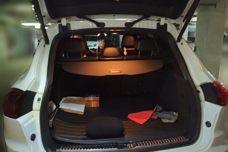 Used Porsche Cayenne 2016 Cayenne Platinum Edition 3.0T Trunk