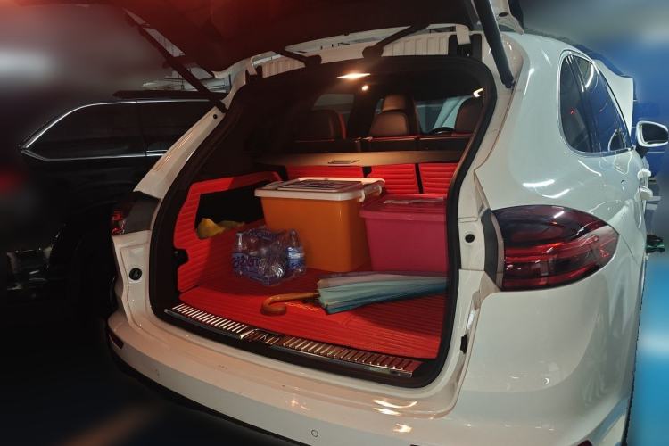 Used Porsche Cayenne 2016 Cayenne 3.0T Trunk