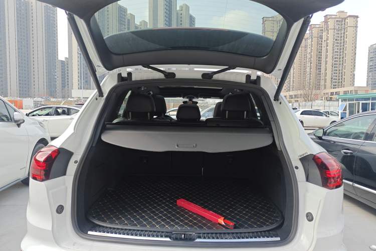 Used Porsche Cayenne 2016 Cayenne 3.0T Trunk