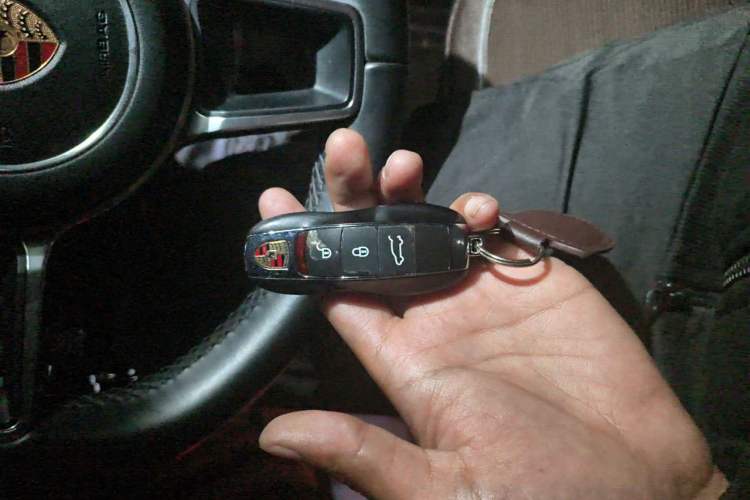 Used Porsche Cayenne 2016 Cayenne S 3.6T Vehicle Key