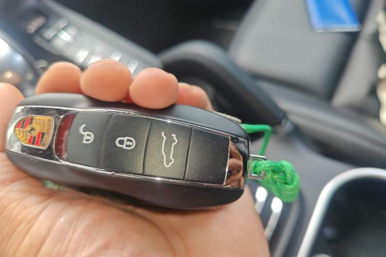 Used Porsche Cayenne 2016 Cayenne S 3.6T Vehicle Key