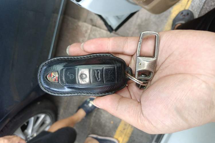 Used Porsche Cayenne 2016 Cayenne 3.0T Vehicle Key