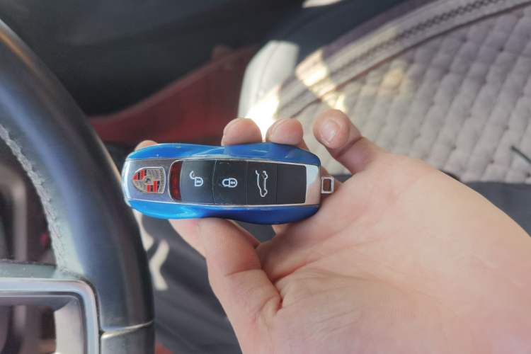 Used Porsche Cayenne 2016 Cayenne 3.0T Vehicle Key