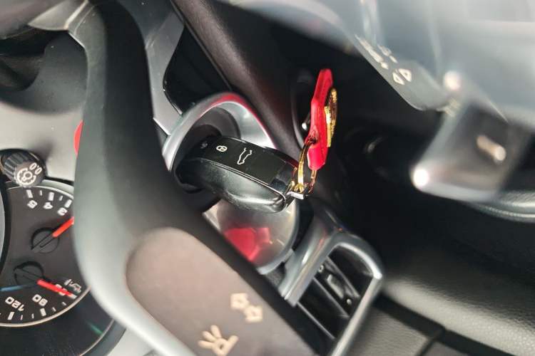 Used Porsche Cayenne 2016 Cayenne 3.0T Vehicle Key