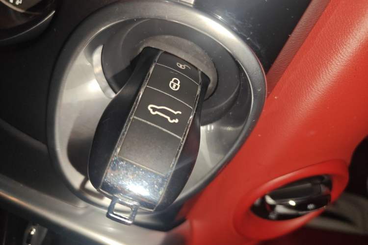 Used Porsche Cayenne 2016 Cayenne 3.0T Vehicle Key