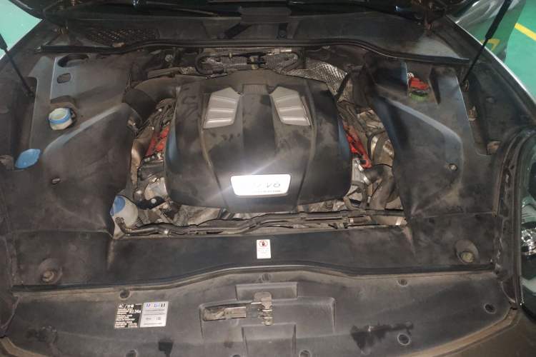Used Porsche Cayenne 2016 Cayenne 3.0T Engine Bay