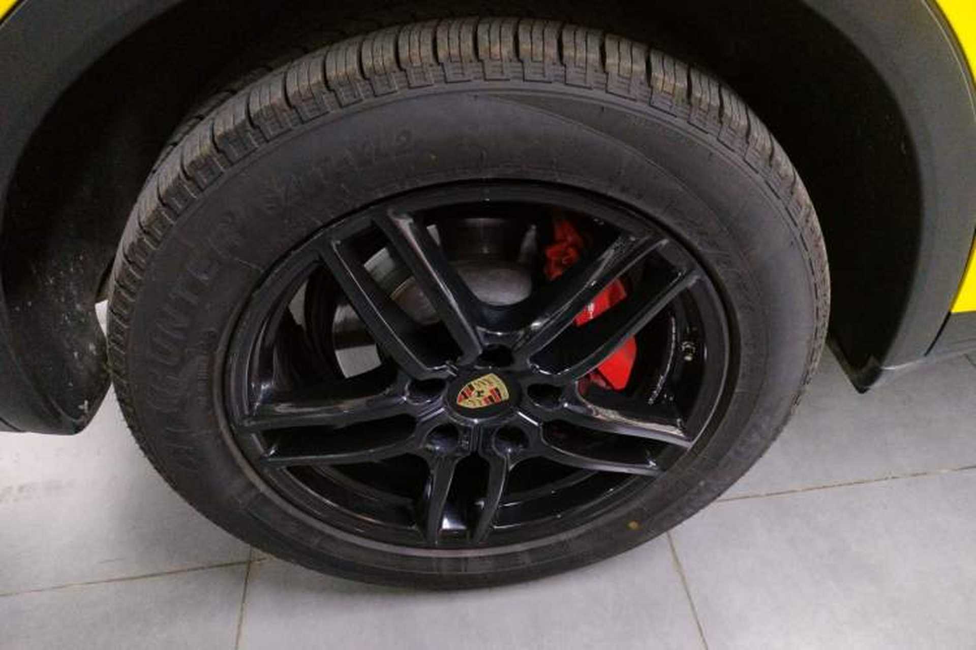Used Porsche Cayenne 2016 Cayenne 3.0T Exterior 4