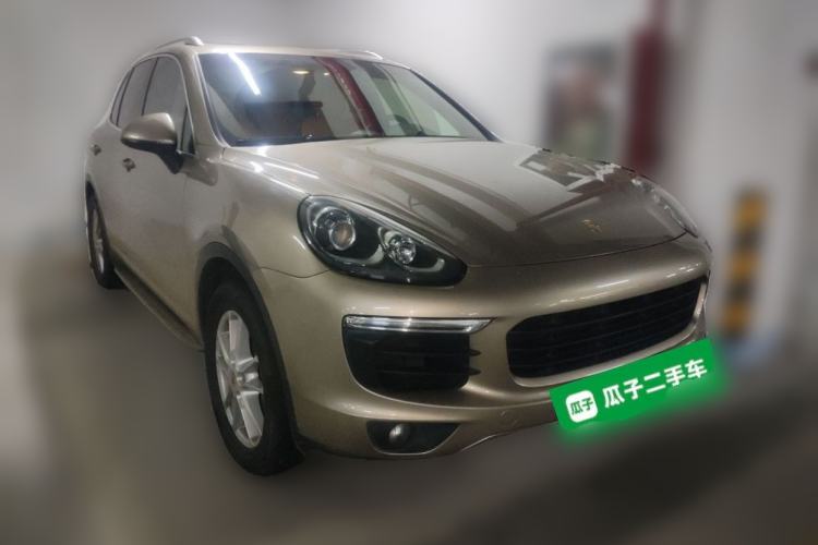Used Porsche Cayenne 2016 Cayenne 3.0T Front Right 45 Deg