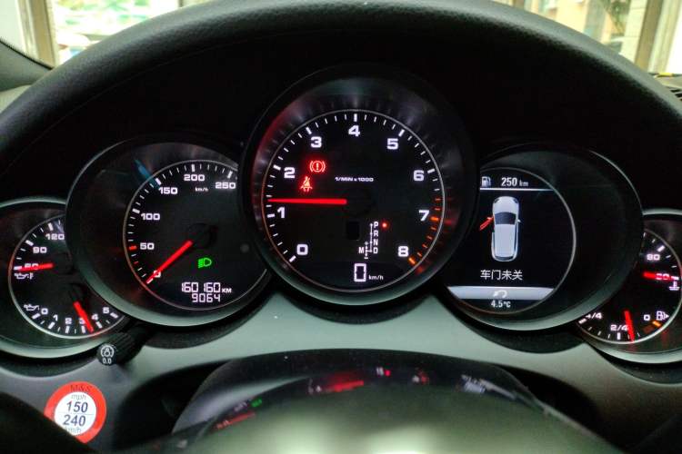 Used Porsche Cayenne 2016 Cayenne 3.0T Instrument Cluster