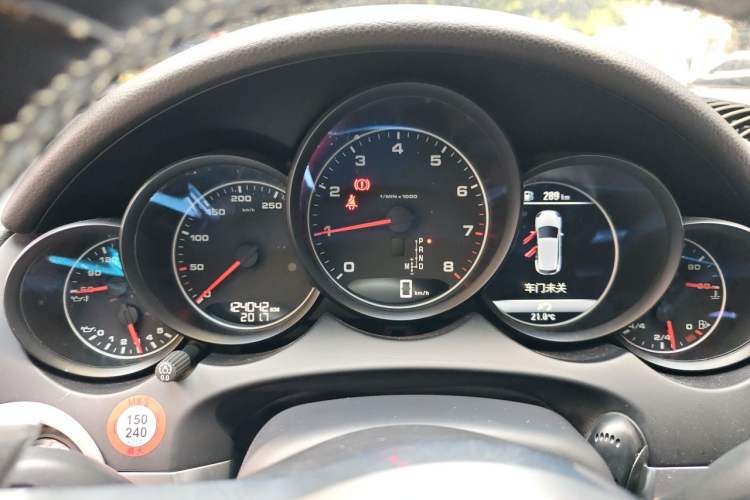Used Porsche Cayenne 2016 Cayenne 3.0T Instrument Cluster