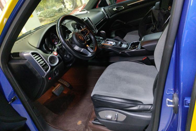 Used Porsche Cayenne 2016 Cayenne 3.0T Left Front Seat