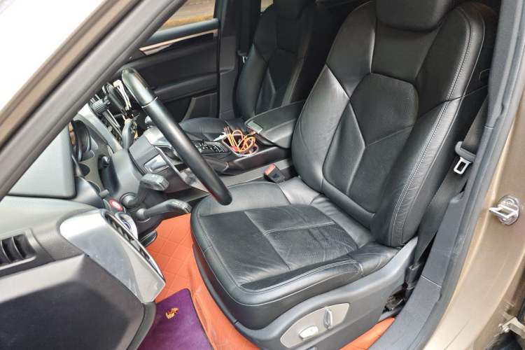 Used Porsche Cayenne 2016 Cayenne 3.0T Left Front Seat