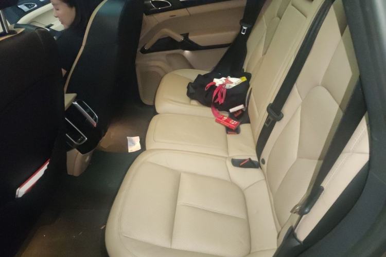 Used Porsche Cayenne 2016 Cayenne 3.0T Left Rear Seat